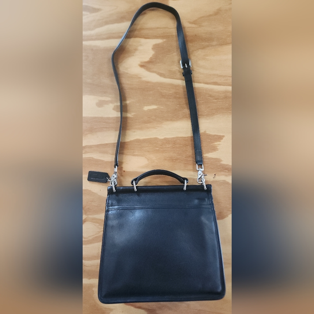 Coach Classic Willis Bag - Picture 12 of 16